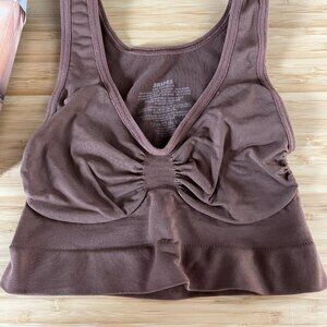 SKIMS Seamless Sculpt Bralette – Size XXS – Color Jasper